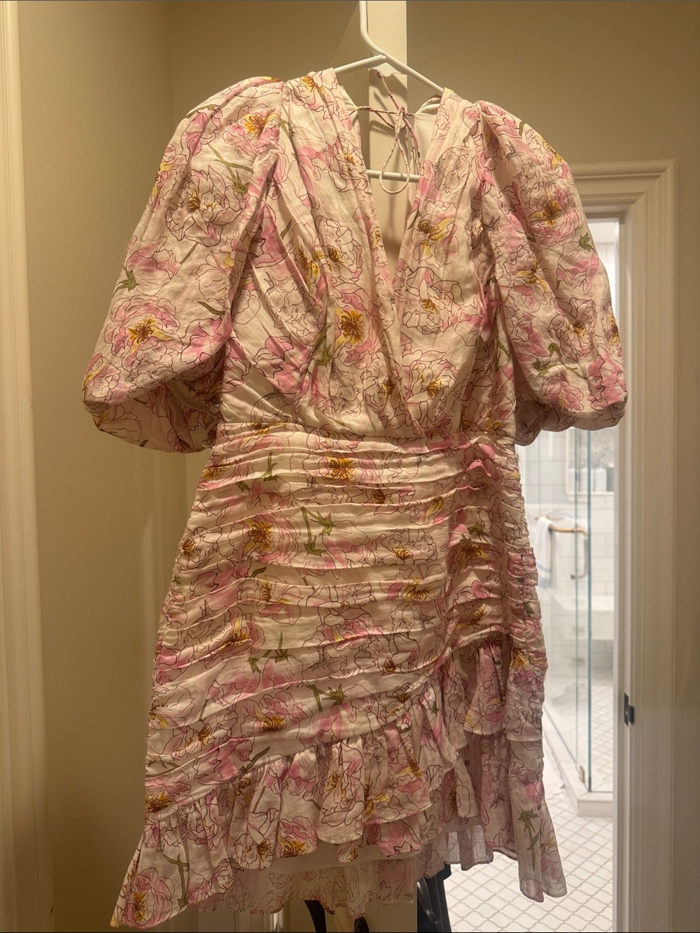Pink Floral Puff-Sleeve Ruched Mini Dress